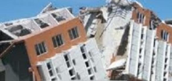 Terremoto distruttivo sull'Italia? Terremoto distruttivo sull'Italia?