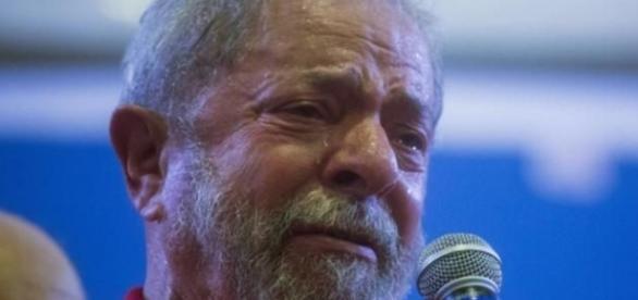 Resultado de imagem para lula preso