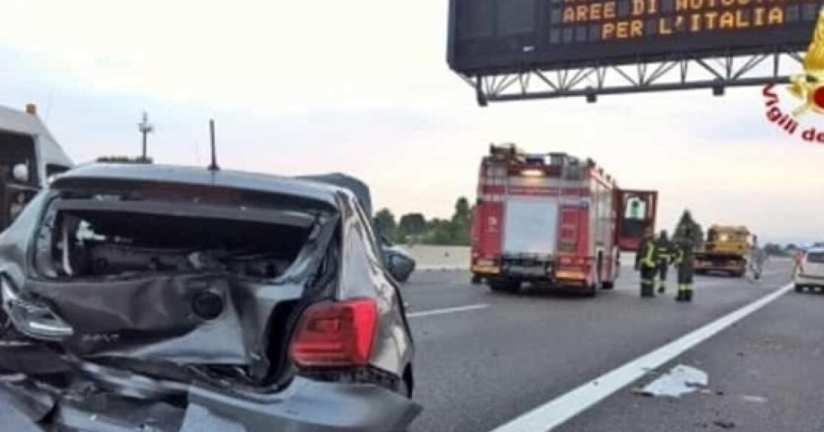 Incidenti Stradali 41 Morti In Italia Per Auto Contromano Tra Il 2015