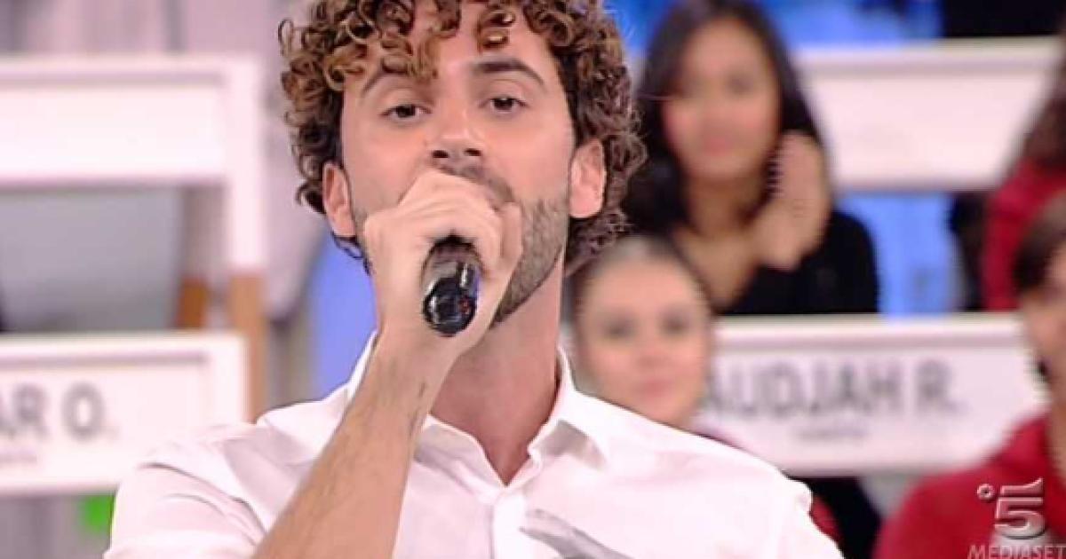 Lite In Diretta Ad Amici 17 Lite In Diretta Ad Amici 17