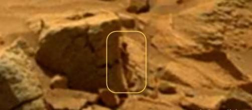 Un Piccolo Alieno Su Marte L Immagine Incriminata Del Rover Curiosity