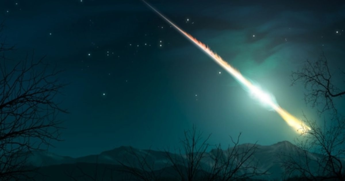 Meteorite Illumina Il Cielo Del Centro Italia