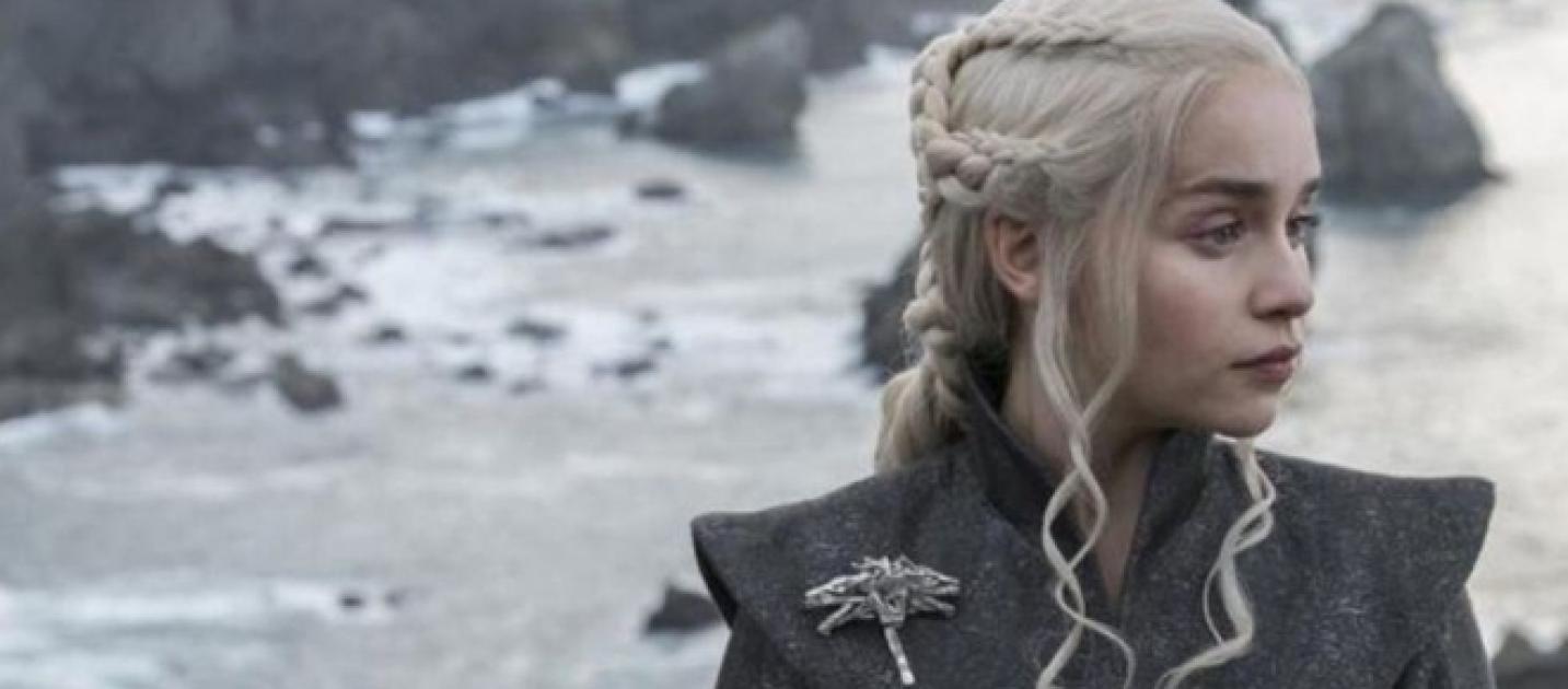 what episode of game of thrones does daenerys burn king's landing