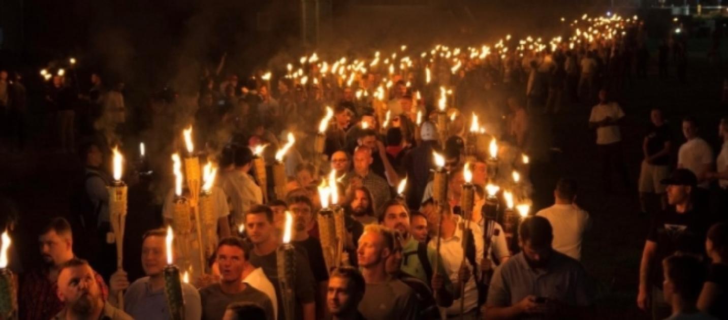 Resultado de imagem para manifestações nazistas charlottesville