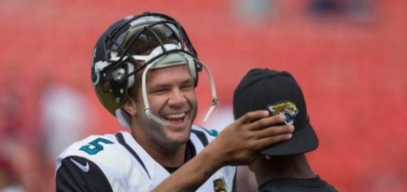 IMAGE(http://staticr1.blastingcdn.com/media/photogallery/2017/8/26/660x290/b_586x276/blake-bortles-can-now-smile-after-he-was-installed-as-starter-for-week-1-keith-allison-via-wikicommons_1532179.jpg)