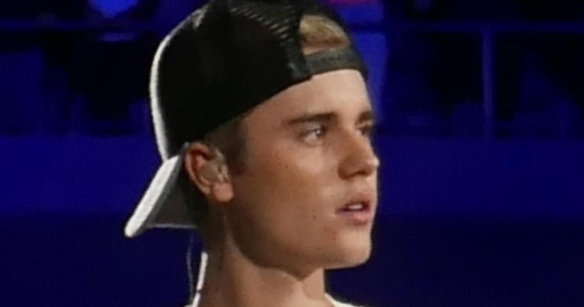 Justin Bieber S Nude Photos Posted On Selena Gomez S Hacked Instagram Account