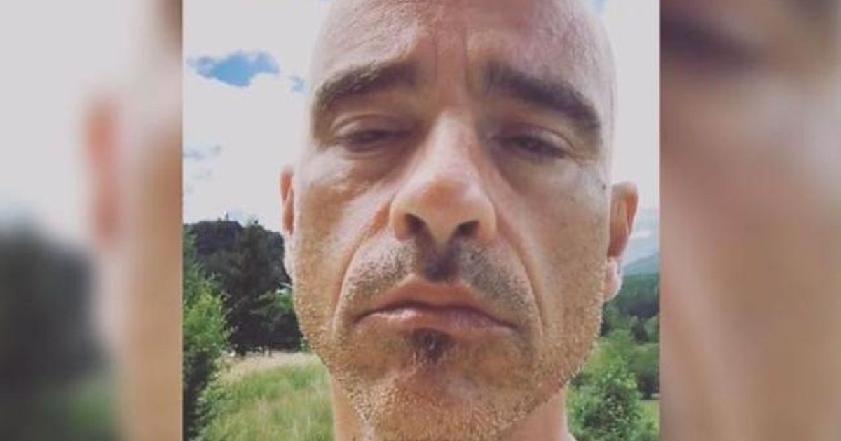 Eros Ramazzotti Lutto Per Il Cantante Che Annuncia La Morte Del Suo