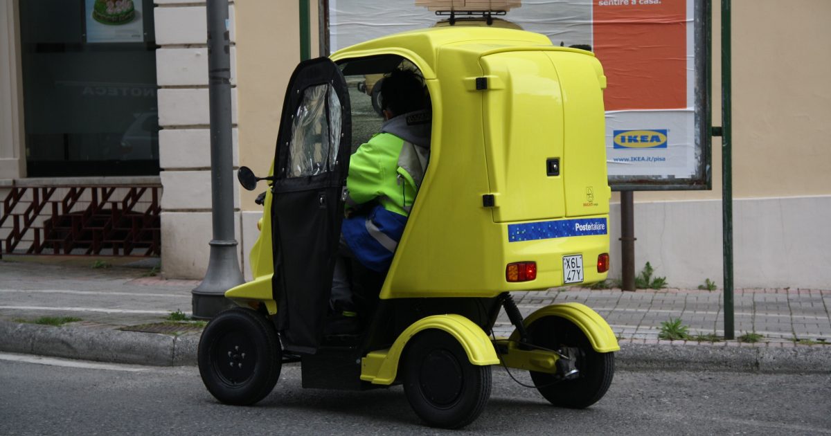 Assunzioni Poste Italiane Si Cercano Postini In Tutta Italia Domanda