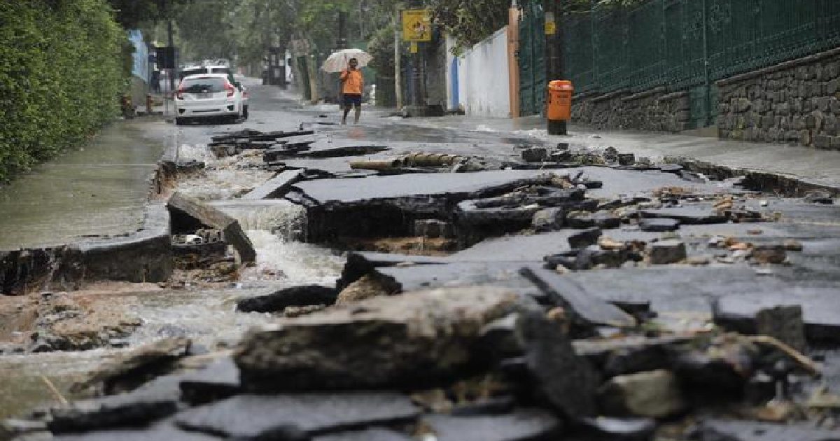 Brasile Piogge Torrenziali E Frane A Rio De Janeiro Almeno Morti A