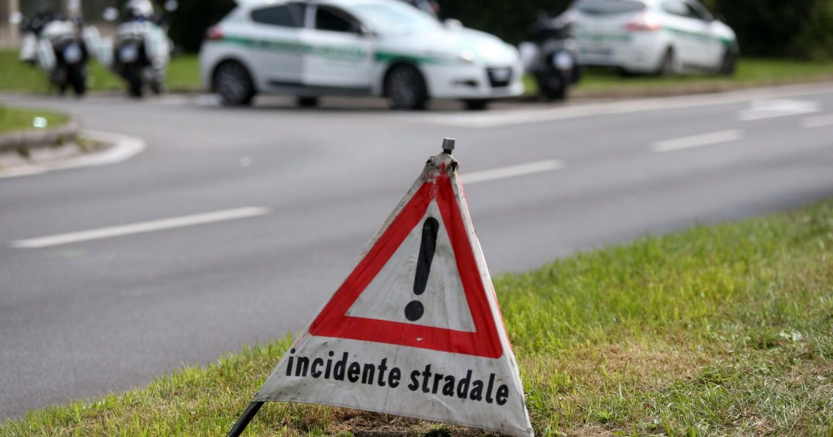 Ferrara Incidente Stradale A Vigarano Mainarda Morti Tre Ragazzi Tra