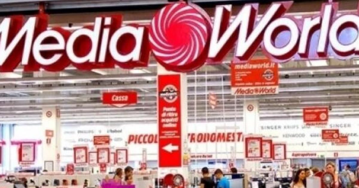 Assunzioni Mediaworld Continuano Le Ricerche Per Commessi E Addetti