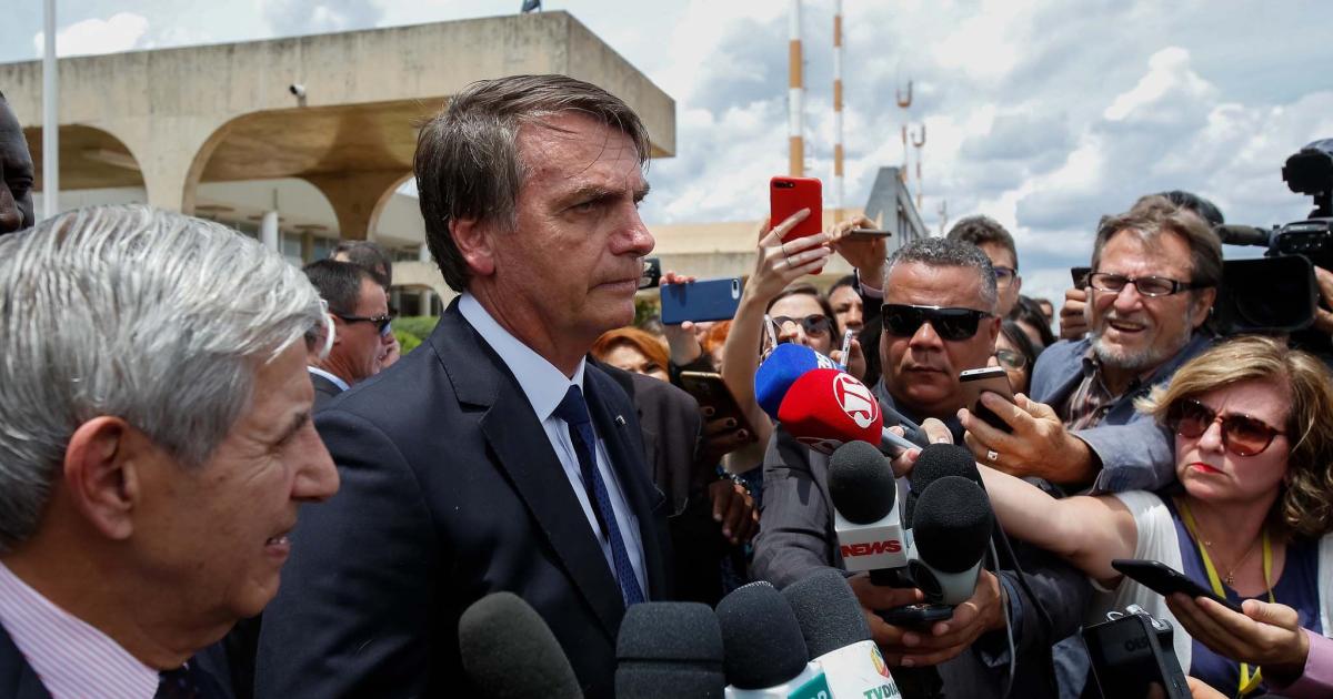 Bolsonaro Ofende Rep Rter Da Folha Insinua O Sexual