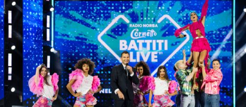 Battiti Live 2022 nel corpo di ballo 5 ex allievi di Amici c è anche