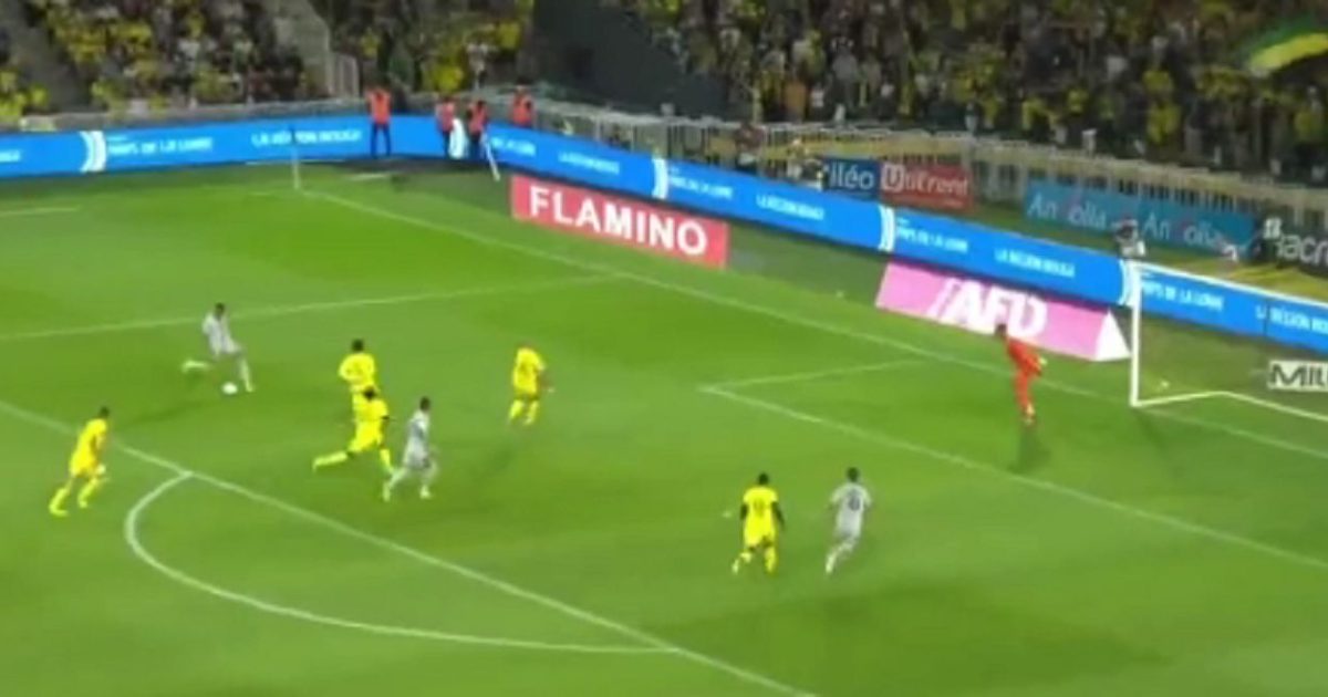 Nantes PSG Le golazo de Kylian Mbappé retourne Twitter vidéo