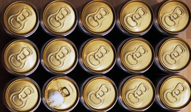 Una birra comodi sul divano di casa propria