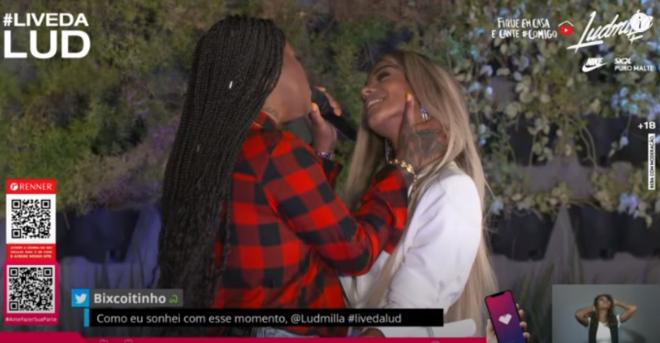 Ludimila chama Bruna ao palco