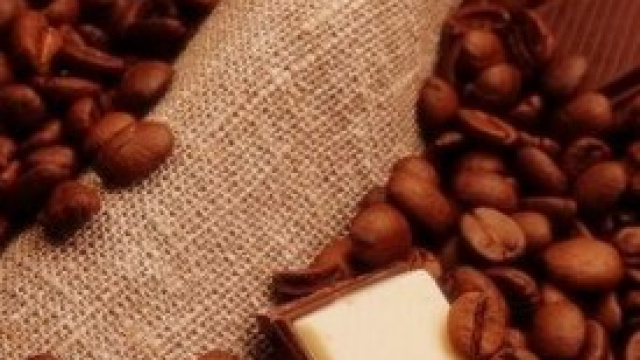 Cacao e caff&egrave; rischiano l'estinzione