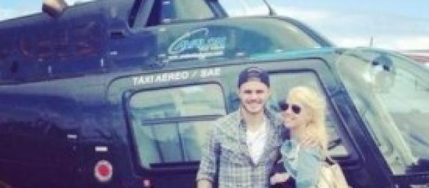 Mauro Icardi e Wanda Nara in elicottero (twitter) Mauro Icardi e Wanda Nara in elicottero (twitter)
