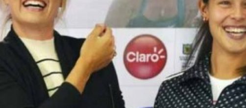 Maria e Ana alla presentazione dell'esibizione 