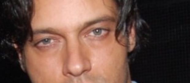 Gabriel Garko e il suo inconfondibile sguardo sexy Gabriel Garko e il suo inconfondibile sguardo sexy