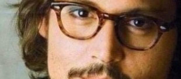 Johnny Depp fidanzato con l'attrice Amber Heard Johnny Depp fidanzato con l'attrice Amber Heard