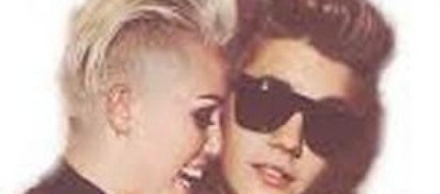 Justin Bieber e Miley Cyrus Justin Bieber e Miley Cyrus