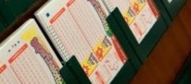 Lotto e Superenalotto 25 gennaio 2014 Lotto e Superenalotto 25 gennaio 2014