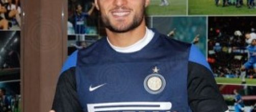 Danilo D'Ambrosio con la maglia dell'Inter