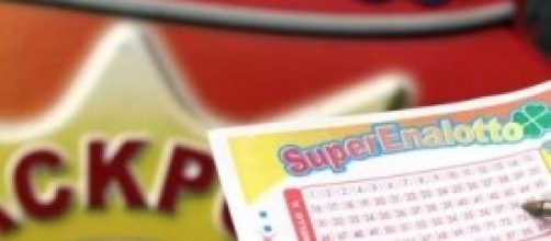 Lotto e Superenalotto: numeri ritardatari e ruote