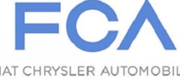 Fiat nuovo logo dopo la fusione con Chrysler Fiat nuovo logo dopo la fusione con Chrysler