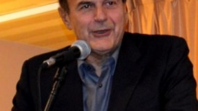 Bersani operato dopo un malore