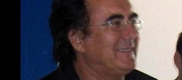 Al Bano Carrisi tra donne e croci Al Bano Carrisi tra donne e croci