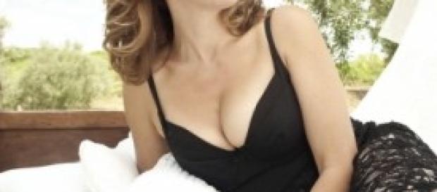 Ascolti tv Canale 5: flop per D'Urso-Panicucci Ascolti tv Canale 5: flop per D'Urso-Panicucci