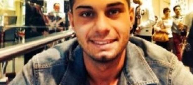 Uomini e Donne: Emanuele offeso dalle fan di Marco Uomini e Donne: Emanuele offeso dalle fan di Marco