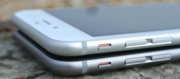 O iPhone 6 e iPhone 6 Plus da Apple. O iPhone 6 e iPhone 6 Plus da Apple.