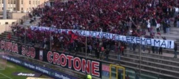 Crotone-Pescara, 12 ottobre ore 15:00 Crotone-Pescara, 12 ottobre ore 15:00