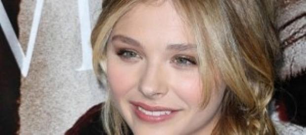La Moretz interpreta Alina La Moretz interpreta Alina