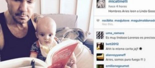 Padre e hijo, juntos leyendo Padre e hijo, juntos leyendo