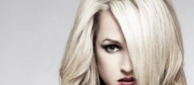 Acconciature capelli lunghi orientali