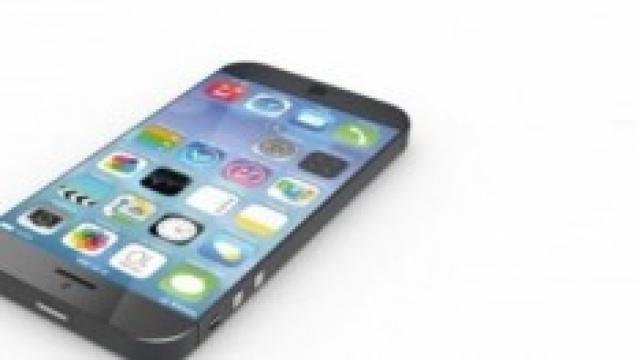 MediaWorld vs Expert: cellulari in promo ottobre