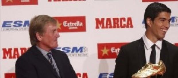 El delantero uruguayo culé con Kenny Dalglish El delantero uruguayo culé con Kenny Dalglish