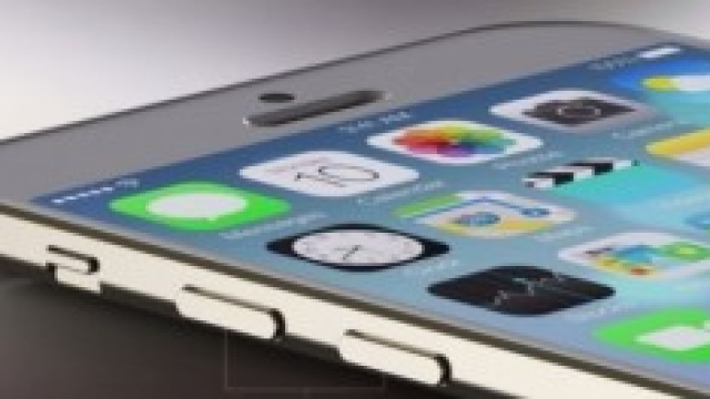 Apple iPhone 6, arriva aggiornamento iOS 8.1.