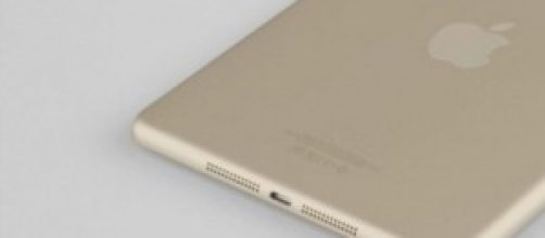 iPad Air 2 nell'inedita colorazione dorata.
