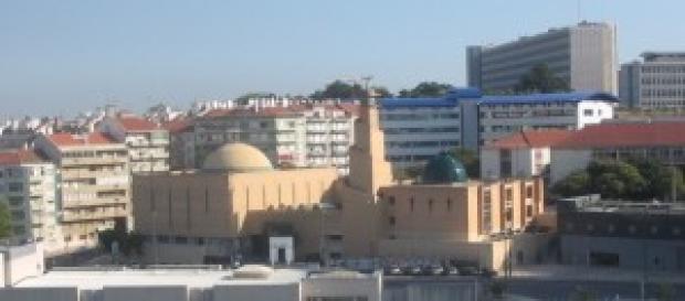 Mesquita de Lisboa (foto WIkipedia) Mesquita de Lisboa (foto WIkipedia)