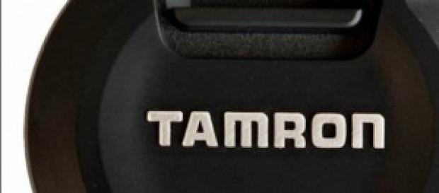Tapa de un objetivo Tamron Tapa de un objetivo Tamron