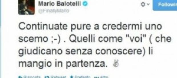 Mario Balotelli sul suo profilo Twitter Mario Balotelli sul suo profilo Twitter