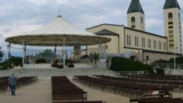 Vescovo disinformato attacca Medjugorje