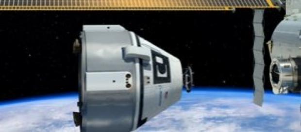 Boeing et SpaceX creent des "Taxis spatiaux" Boeing et SpaceX creent des "Taxis spatiaux"