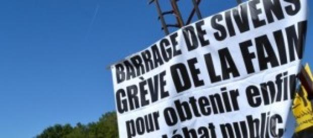 Une détermination face à une obstination Une détermination face à une obstination