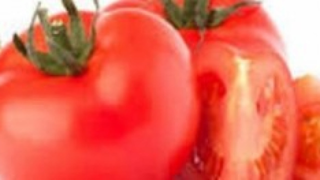 Meglio consumare il pomodoro crudo
